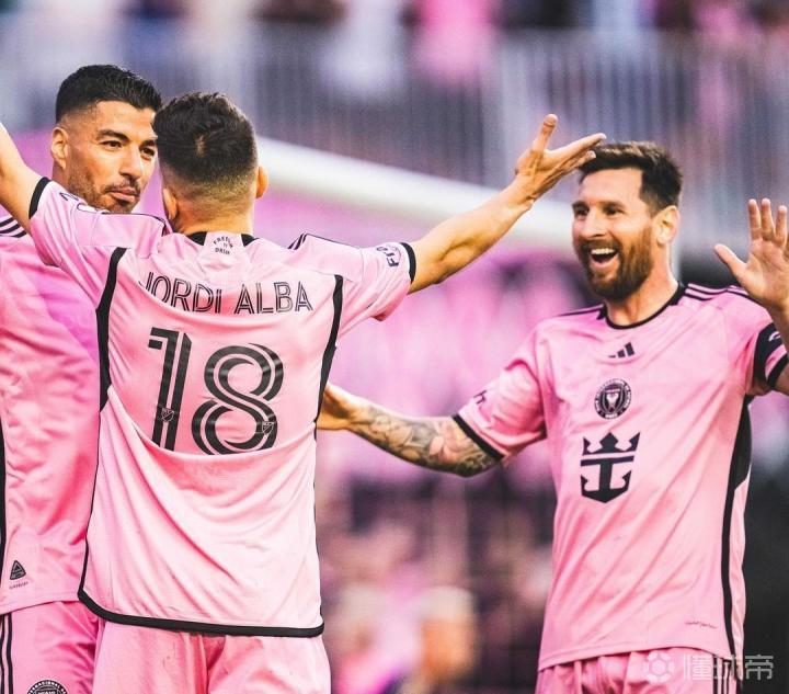 马德里双雄决战，梅西率队取得关键胜利的简单介绍