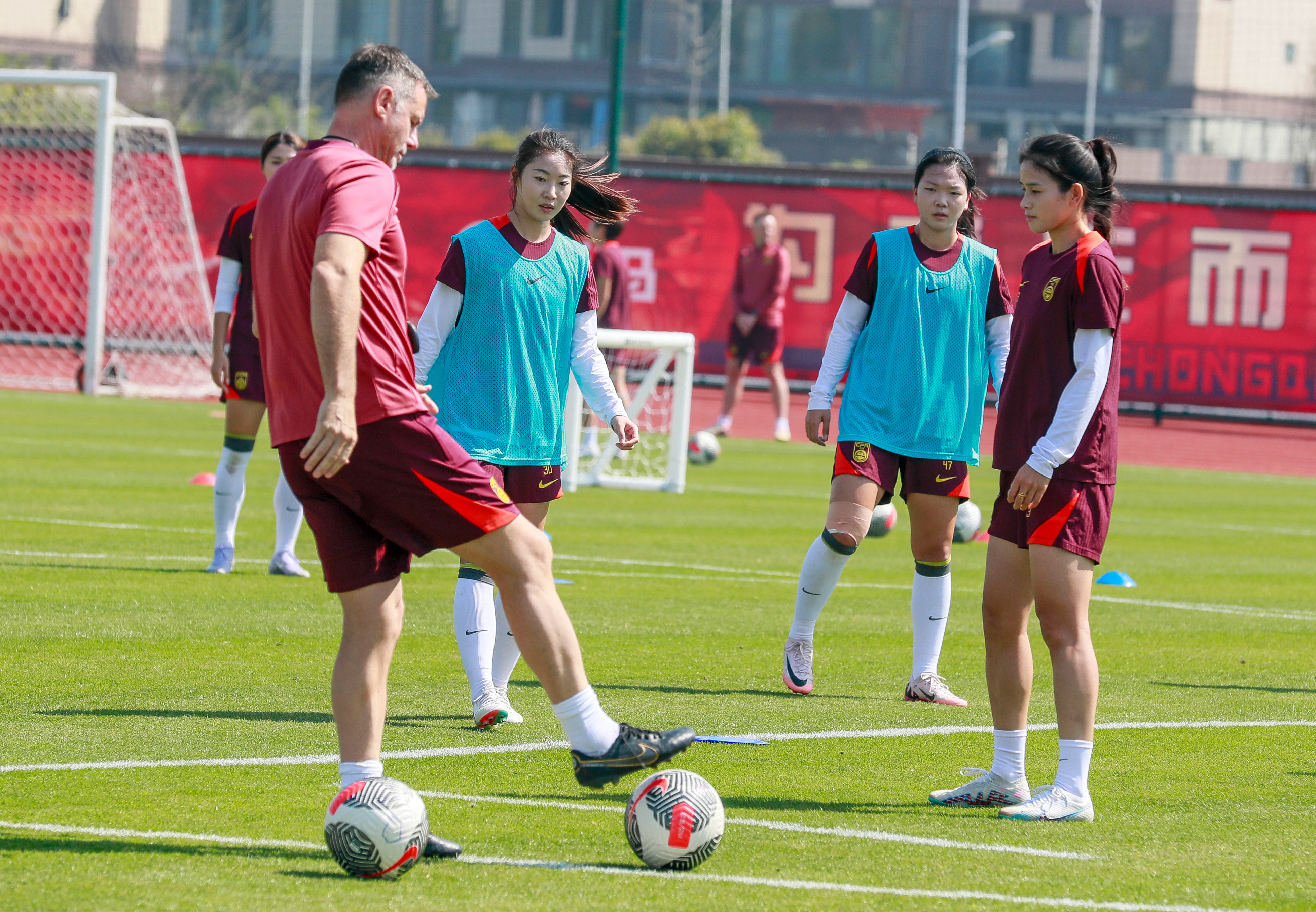 爱游戏官方入口-克罗地亚女足国家队备战国际赛，积极备战的简单介绍