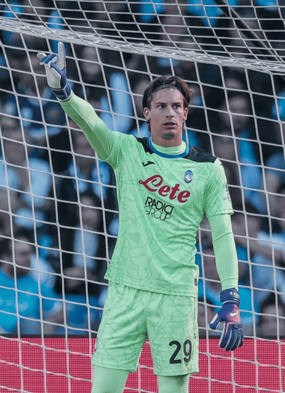 斯图加特进攻凶猛，力争夺得成功战绩的简单介绍