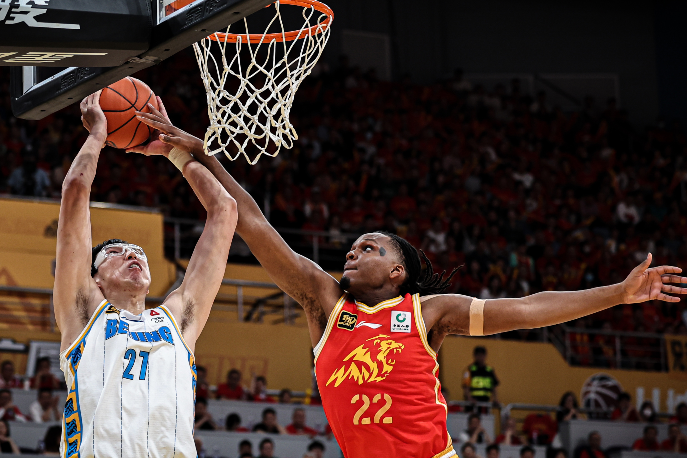 爵士翻盘灰熊，周琦点燃赛场的简单介绍